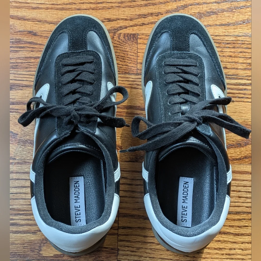 Steve Madden Black and White Women's Sneakers - Picture 3 of 7